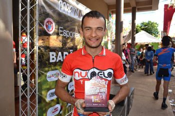 (Foto: Comunicação/PMBC) Foto de Sérgio Souza, campeão geral