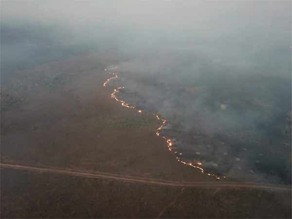 Foto de queimada na Amazônia
